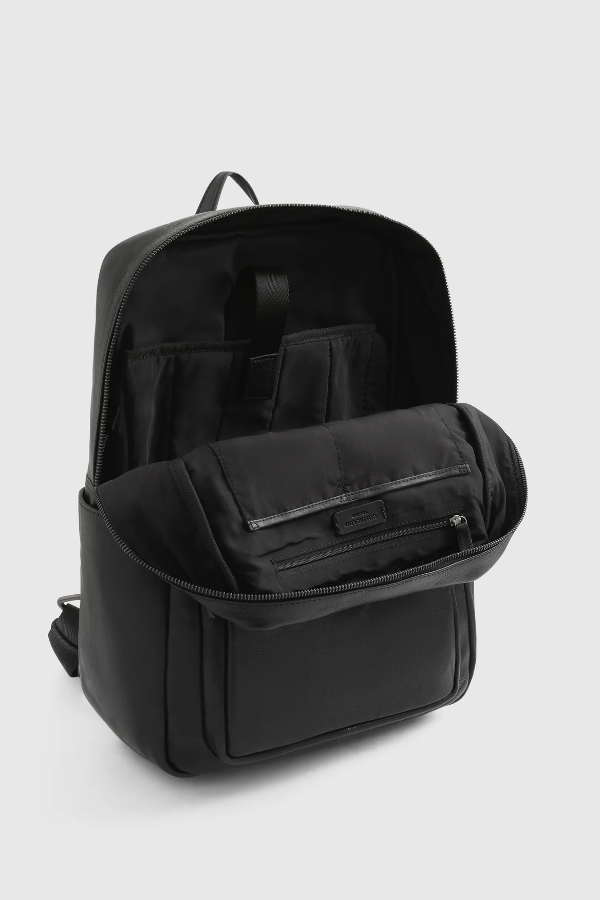 Zack Leather Backpack - Image 4