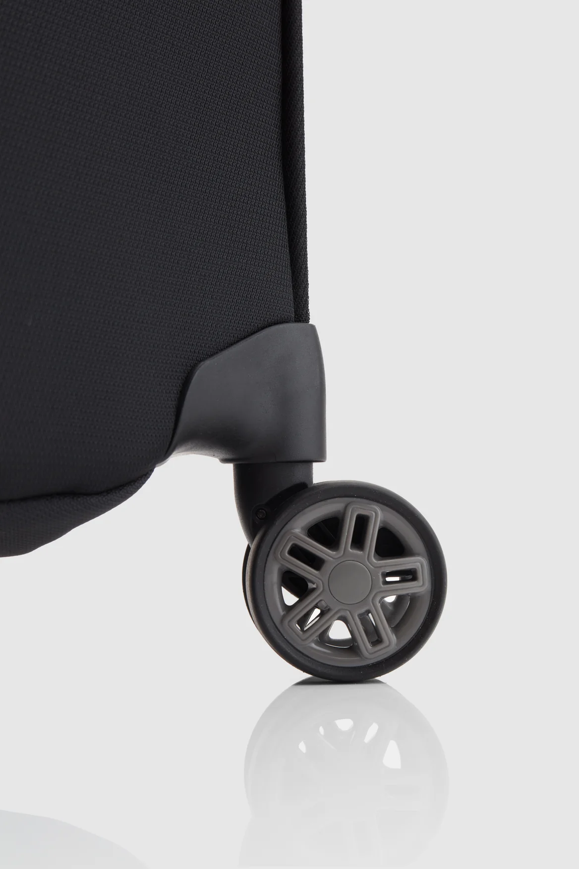 Airea Carry-On 55cm Suitcase - Image 6
